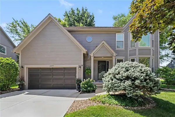 15249 W 139th Terrace, Olathe, KS 66062