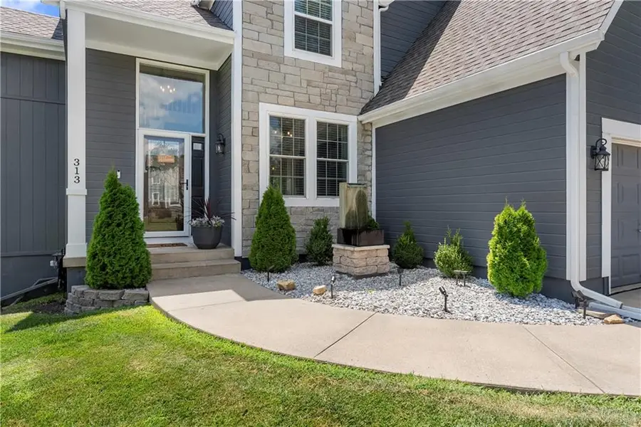 313 SW Seagull Street, Lees Summit, MO 64082 - #2