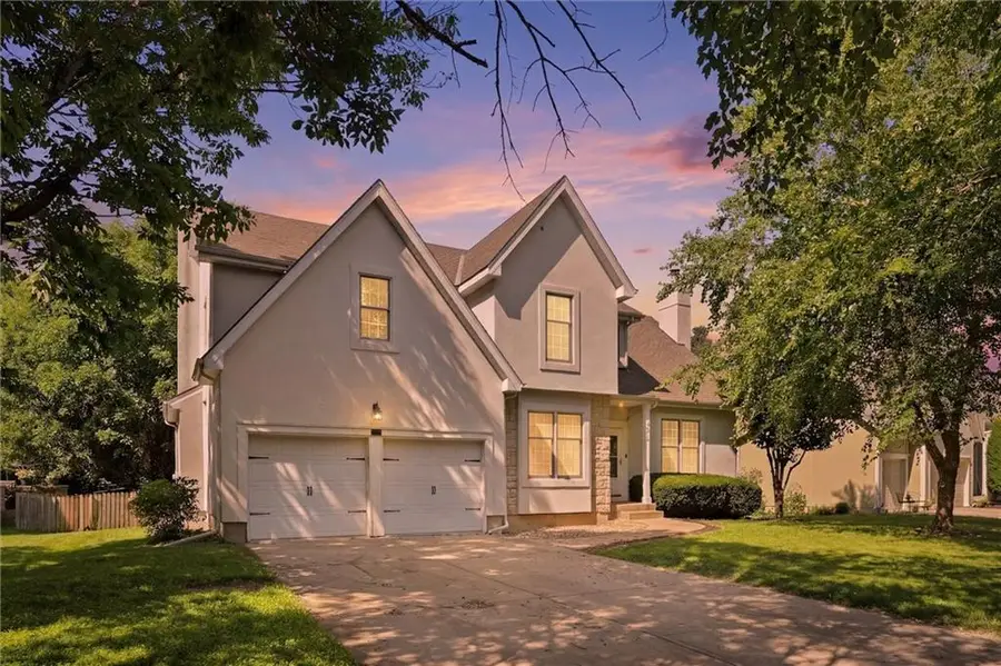 5216 W 158th Place, Overland Park, KS 66224 - #3