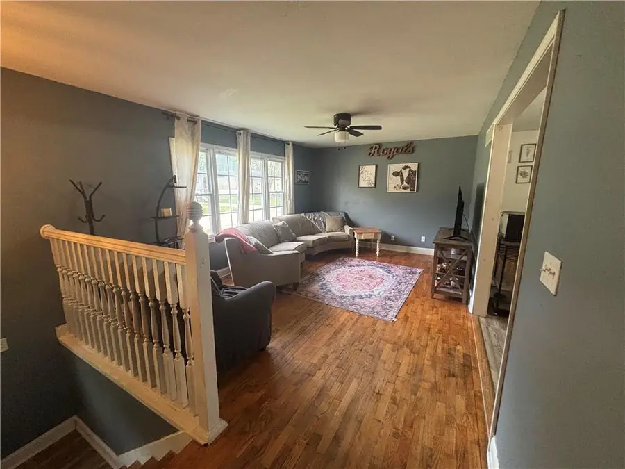 1410 Ridgeway Drive, Richmond, MO 64085 - #3