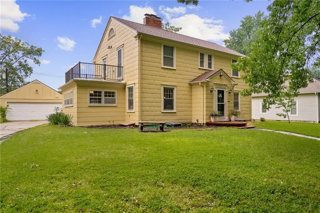 924 S Hickory Street, Ottawa, KS 66067 - #1
