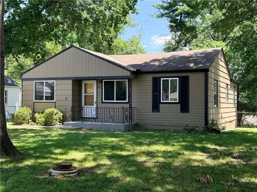 4711 N Kansas Avenue, Kansas City, MO 64117 - #3