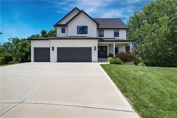 25475 W 148 Th Terrace, Olathe, KS 66061