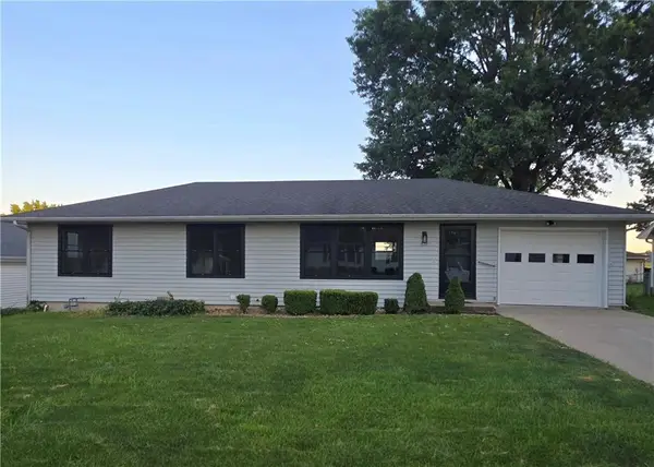 619 W 30th Street, Higginsville, MO 64037