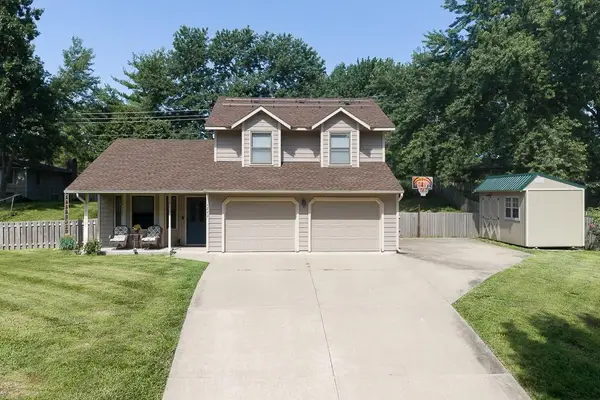 1211 Maple Street, Eudora, KS 66025