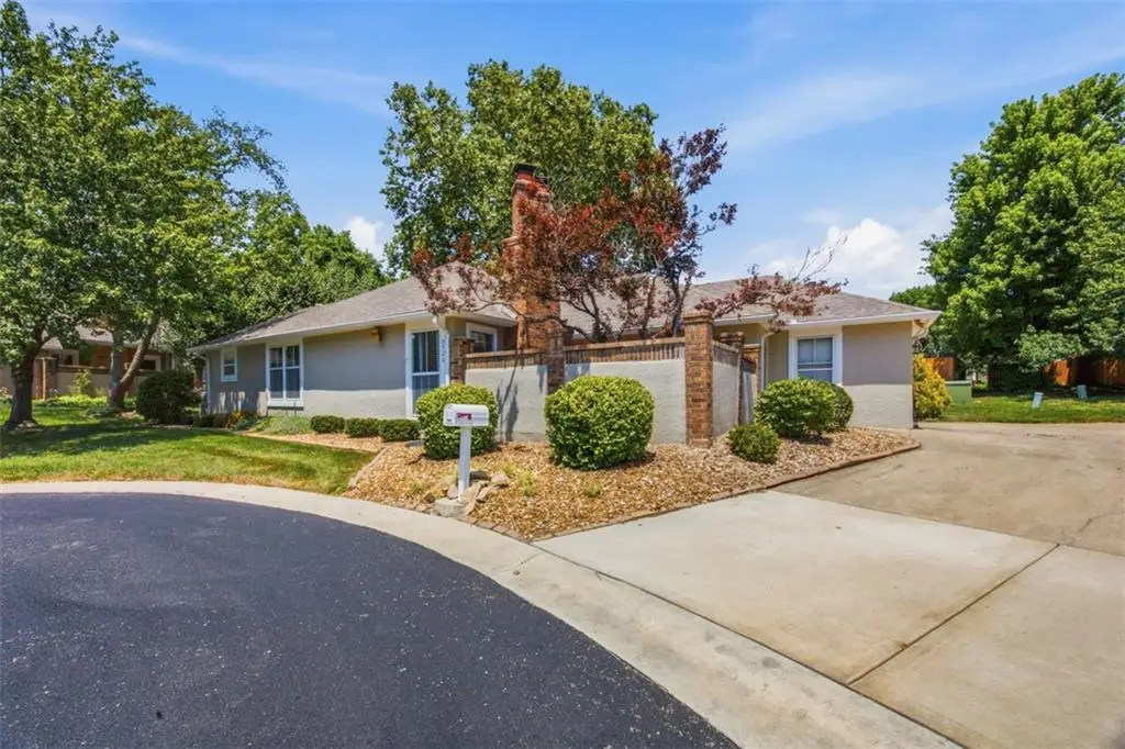 9726 Reeder Street, Overland Park, KS 66214 - #1