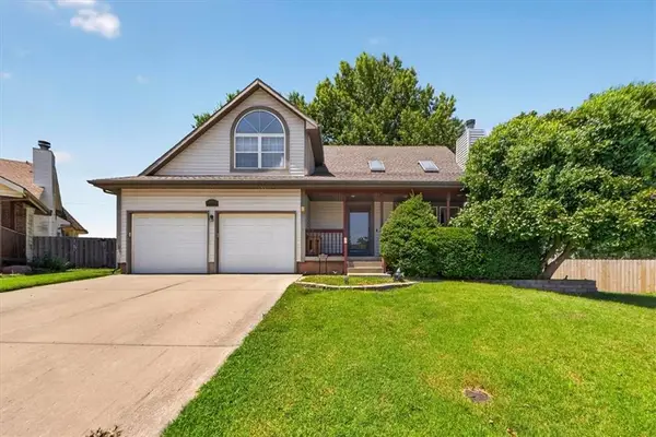16404 Gudgell Court, Independence, MO 64055