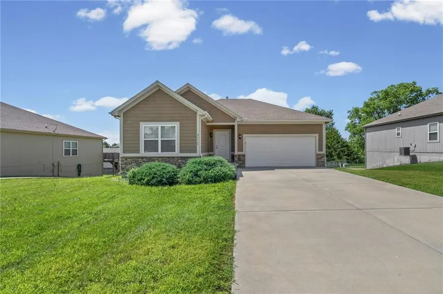 26165 W 141st Court, Olathe, KS 66061 - #2