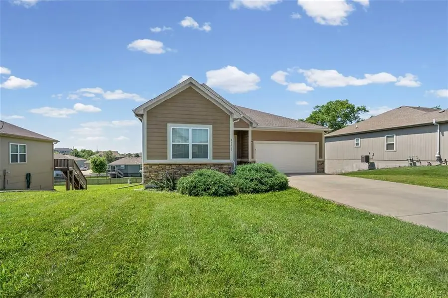 26165 W 141st Court, Olathe, KS 66061 - #3