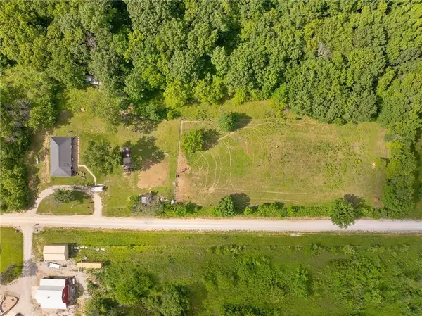 16527 Varner Road, Mayview, MO 64071