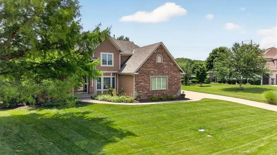 9406 Pleasant Avenue, Kansas City, MO 64138 - #2