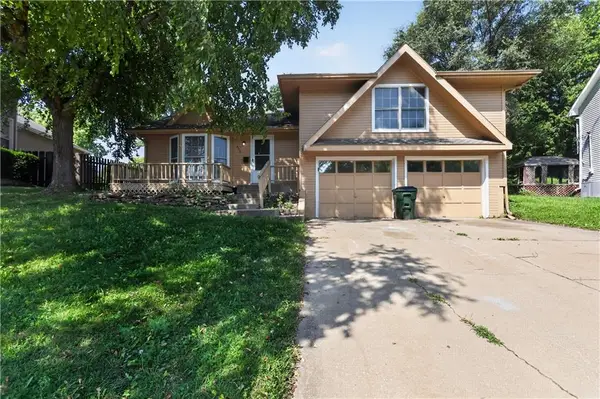 2314 Cambridge Street, Leavenworth, KS 66048