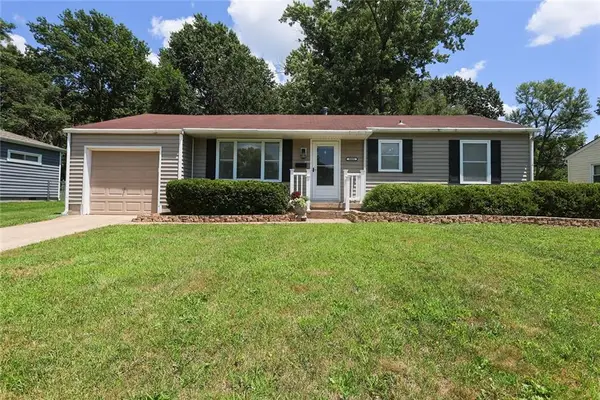 8001 Reeds Road, Prairie Village, KS 66208