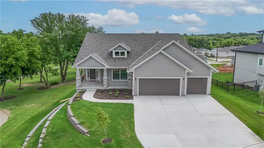 23811 W 59th Terrace, Shawnee, KS 66226 - #2