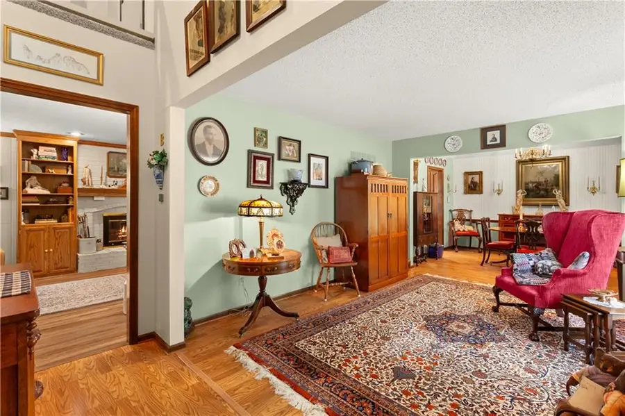 404 NE Locust Drive, Blue Springs, MO 64014 - #3