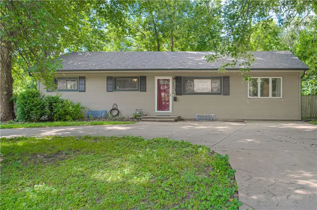 9409 E 69th Street, Raytown, MO 64133 - #1