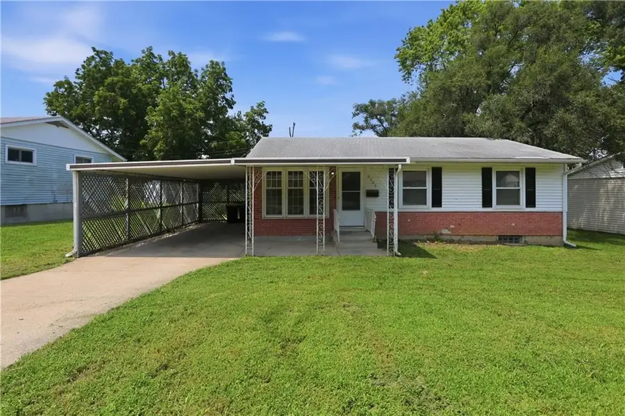 5206 Palmer Drive, Kansas City, MO 64129 - #2
