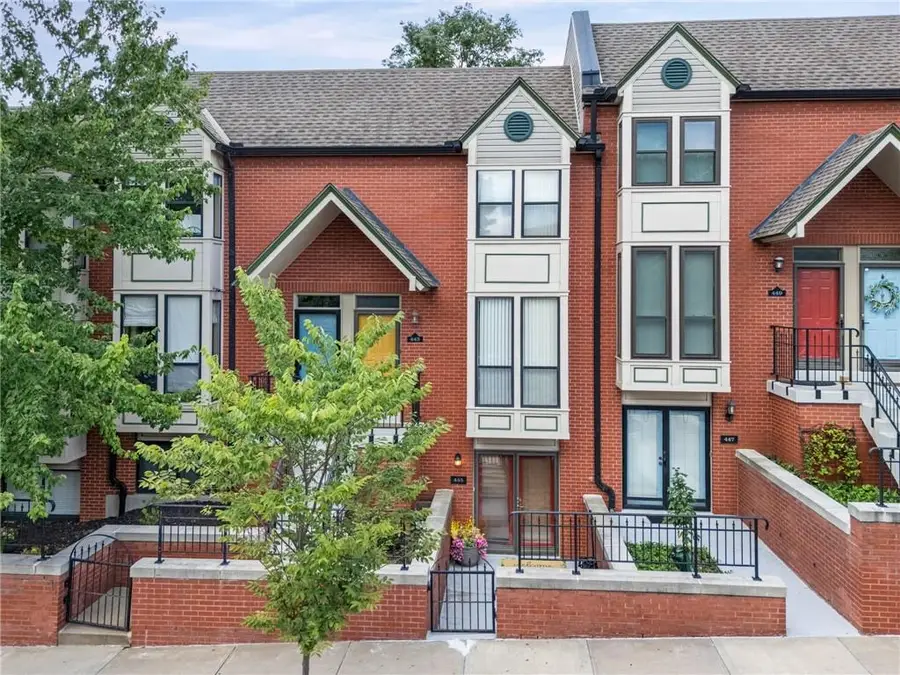 445 W 10th Street, Kansas City, MO 64105 - #2