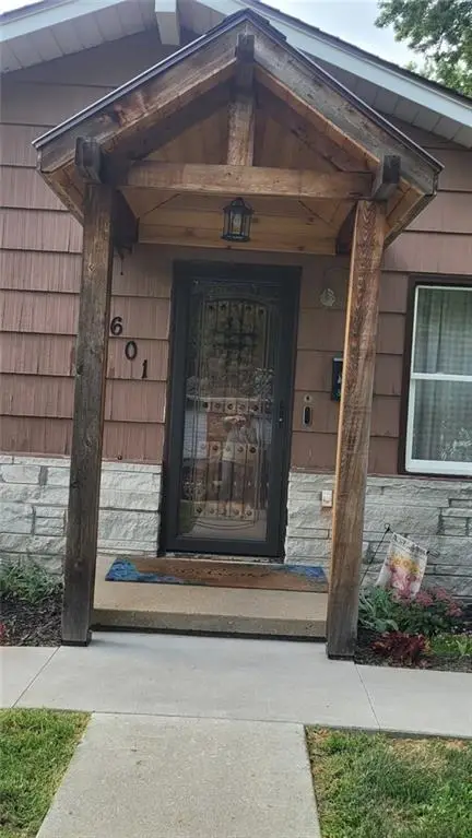 3601 Doniphan Avenue, Saint Joseph, MO 64507 - #2