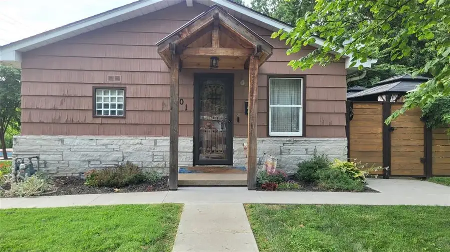 3601 Doniphan Avenue, Saint Joseph, MO 64507 - #3