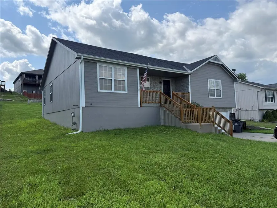 716 SW Brome Drive, Grain Valley, MO 64029 - #2