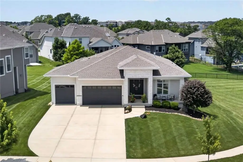 12000 W 184th Street, Overland Park, KS 66013 - #1