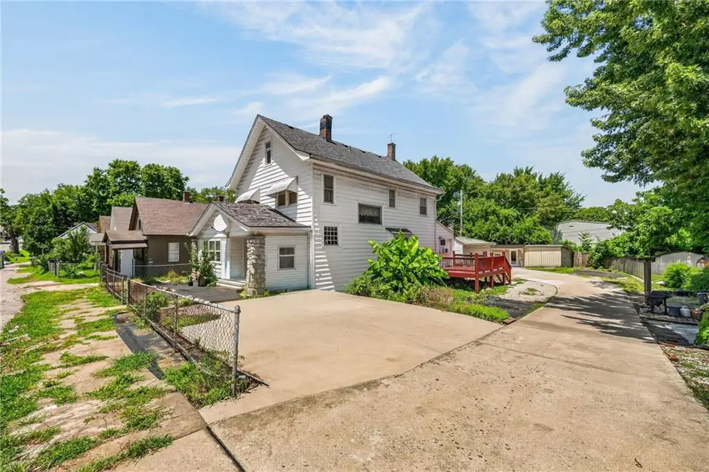 730 Tenny Avenue, Kansas City, KS 66101 - #1