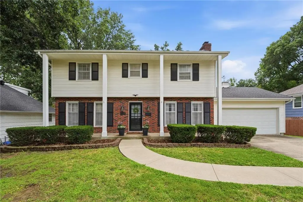 1609 NE 68th Terrace, Kansas City, MO 64118 - #1
