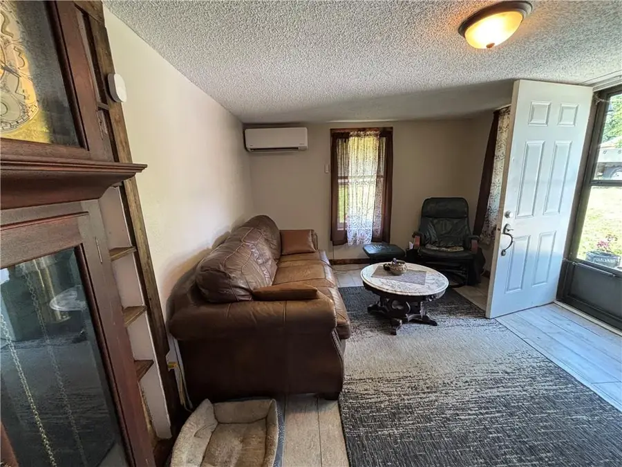 216 W Marshall Street, El Dorado Springs, MO 64744 - #3