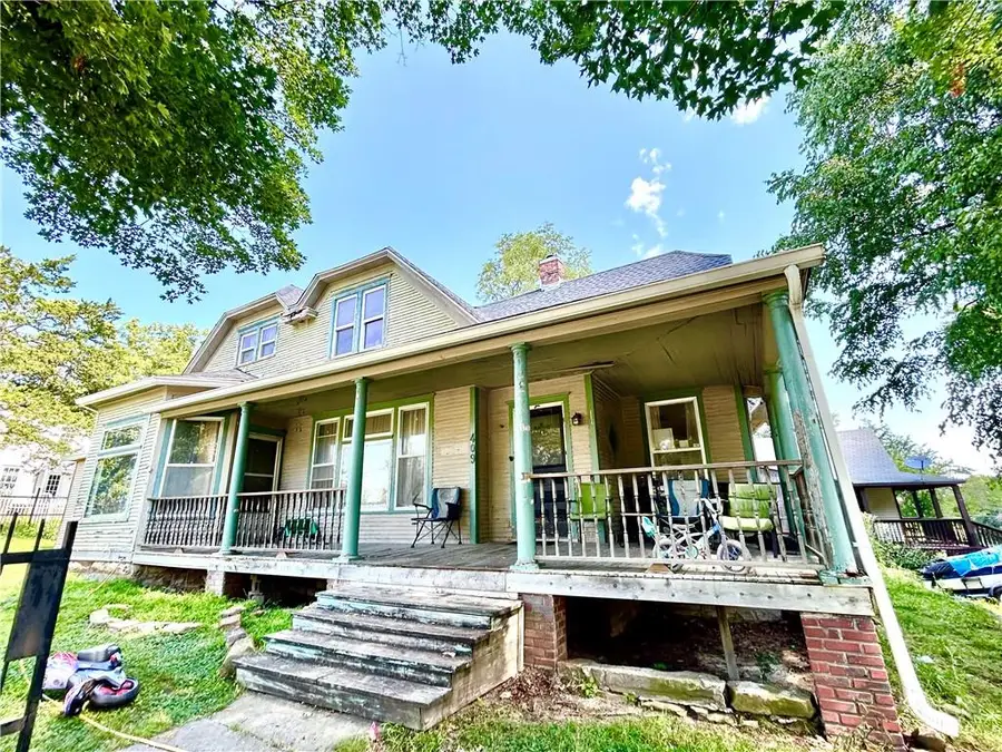 409 E Spring Street, El Dorado Springs, MO 64744 - #3