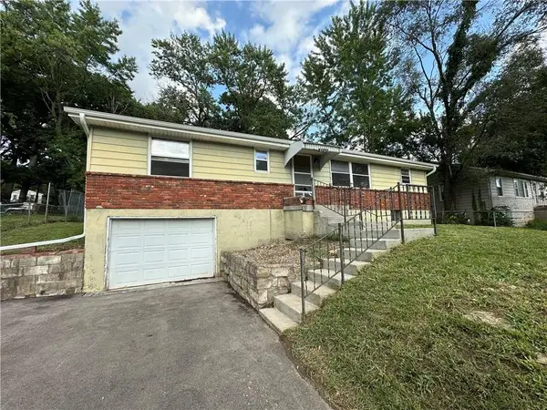 6303 N Broadway Street, Kansas City, MO 64118