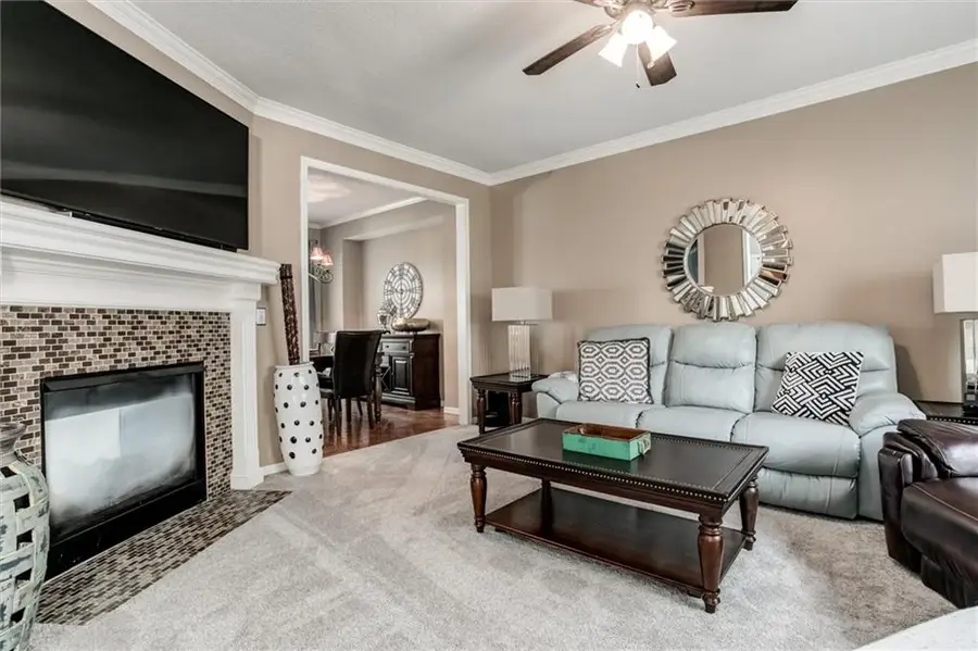 18410 W 117th Street, Olathe, KS 66061 - #2