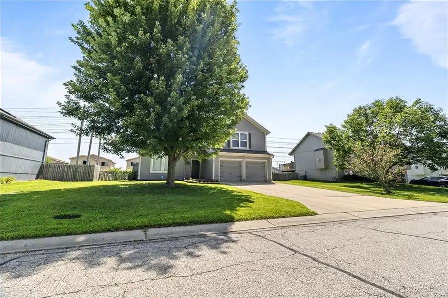 607 SE Joel Avenue, Lees Summit, MO 64063 - #2