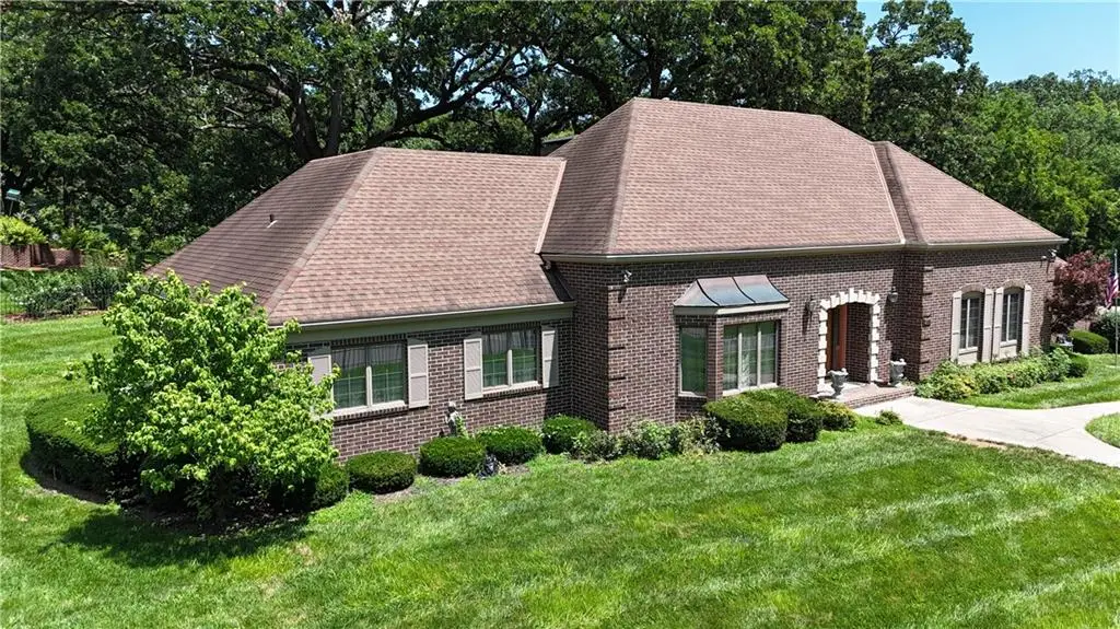 2601 Indian Trail Drive, Saint Joseph, MO 64506 - #1