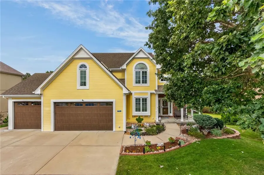9015 N Lane Avenue, Kansas City, MO 64157 - #2