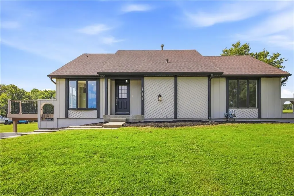 16101 Cantrell Road, Bonner Springs, KS 66012 - #1