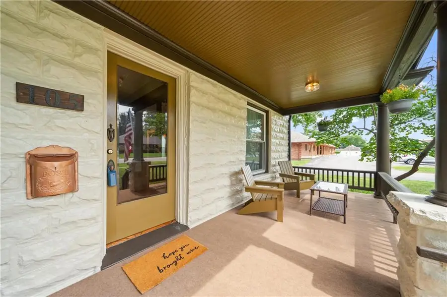 105 NE Douglas Street, Lees Summit, MO 64063 - #3