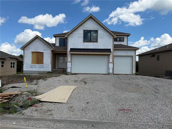 929 Reed Drive, Raymore, MO 64083