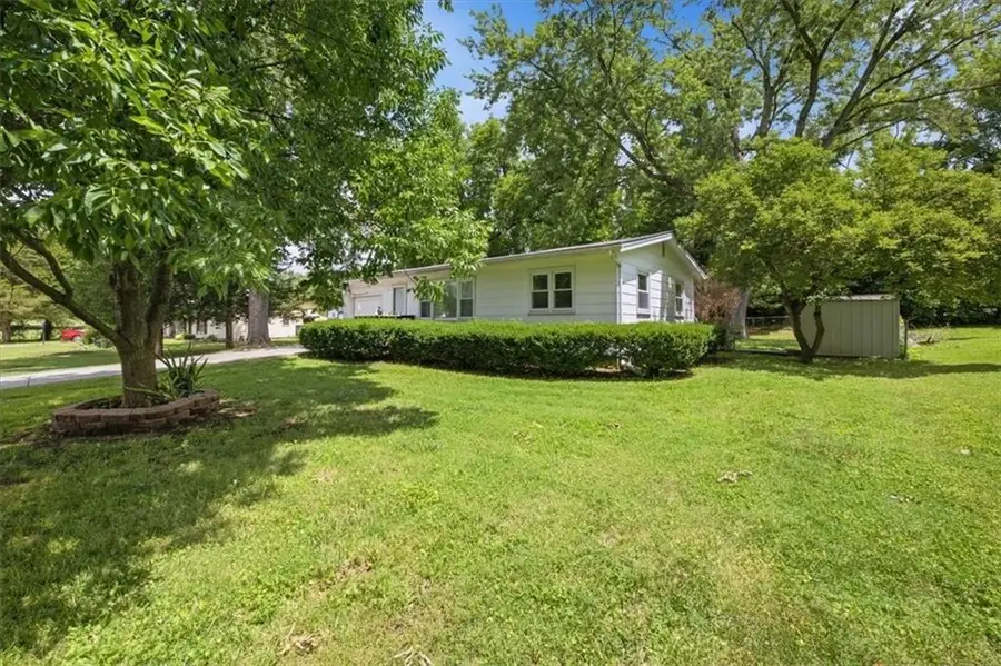 3133 Iowa Street, Leavenworth, KS 66048 - #3