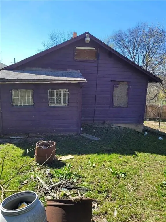 3009 N 11th Street, Kansas City, KS 66104 - #2