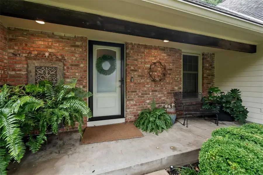 8262 W 117th Street, Overland Park, KS 66210 - #3