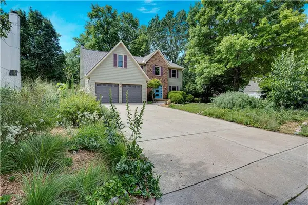 15331 W 84th Terrace, Lenexa, KS 66219