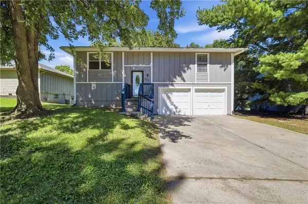 732 N Mohican Drive, Independence, MO 64056