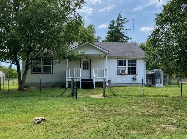 323 N Wall Street, Blairstown, MO 64726