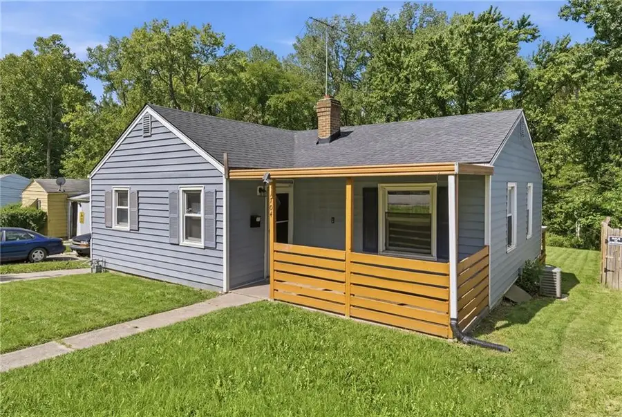 1704 S Brookside Avenue, Independence, MO 64052 - #3