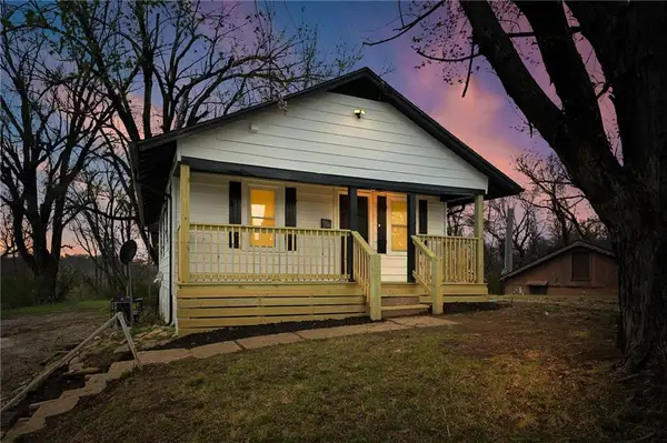 108 N Ditzler Avenue, Independence, MO 64053