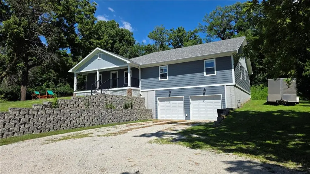 315 Harrington Avenue, Saint Joseph, MO 64504 - #1