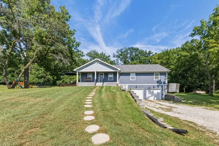 315 Harrington Avenue, Saint Joseph, MO 64504 - #3