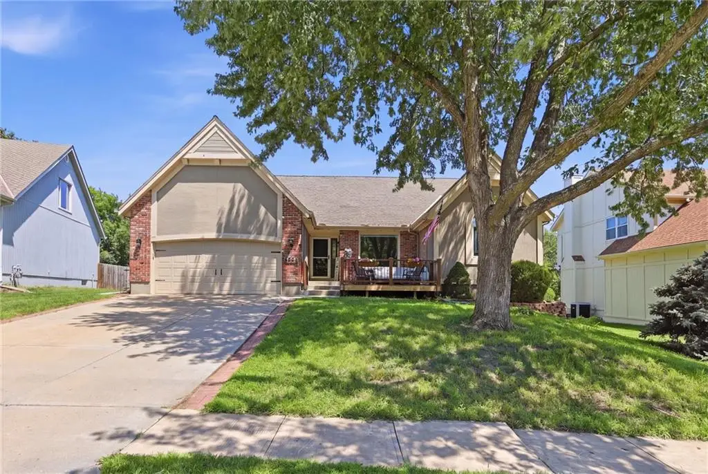 17554 W 112th Street, Olathe, KS 66061 - #1