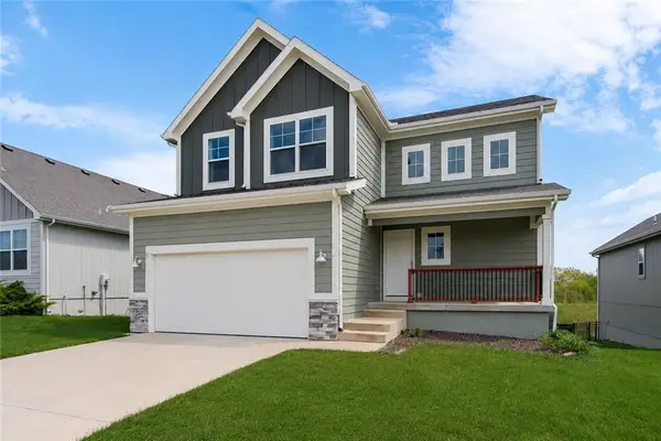 3813 SW Maryville Place, Lee's Summit, MO 64082